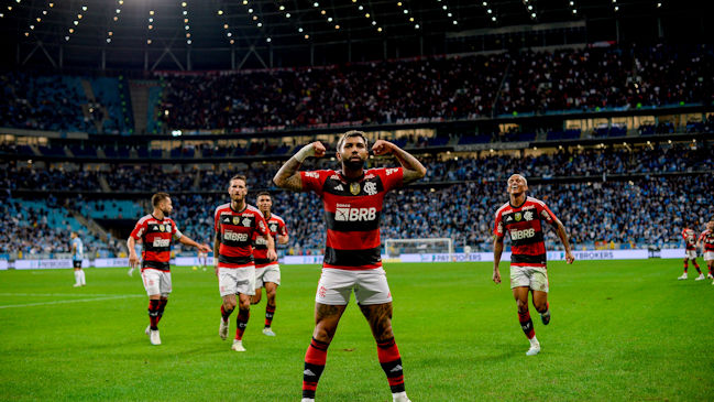 Gabigol anotó y erró un penal en valioso triunfo de Flamengo sobre Gremio en la Copa de Brasil