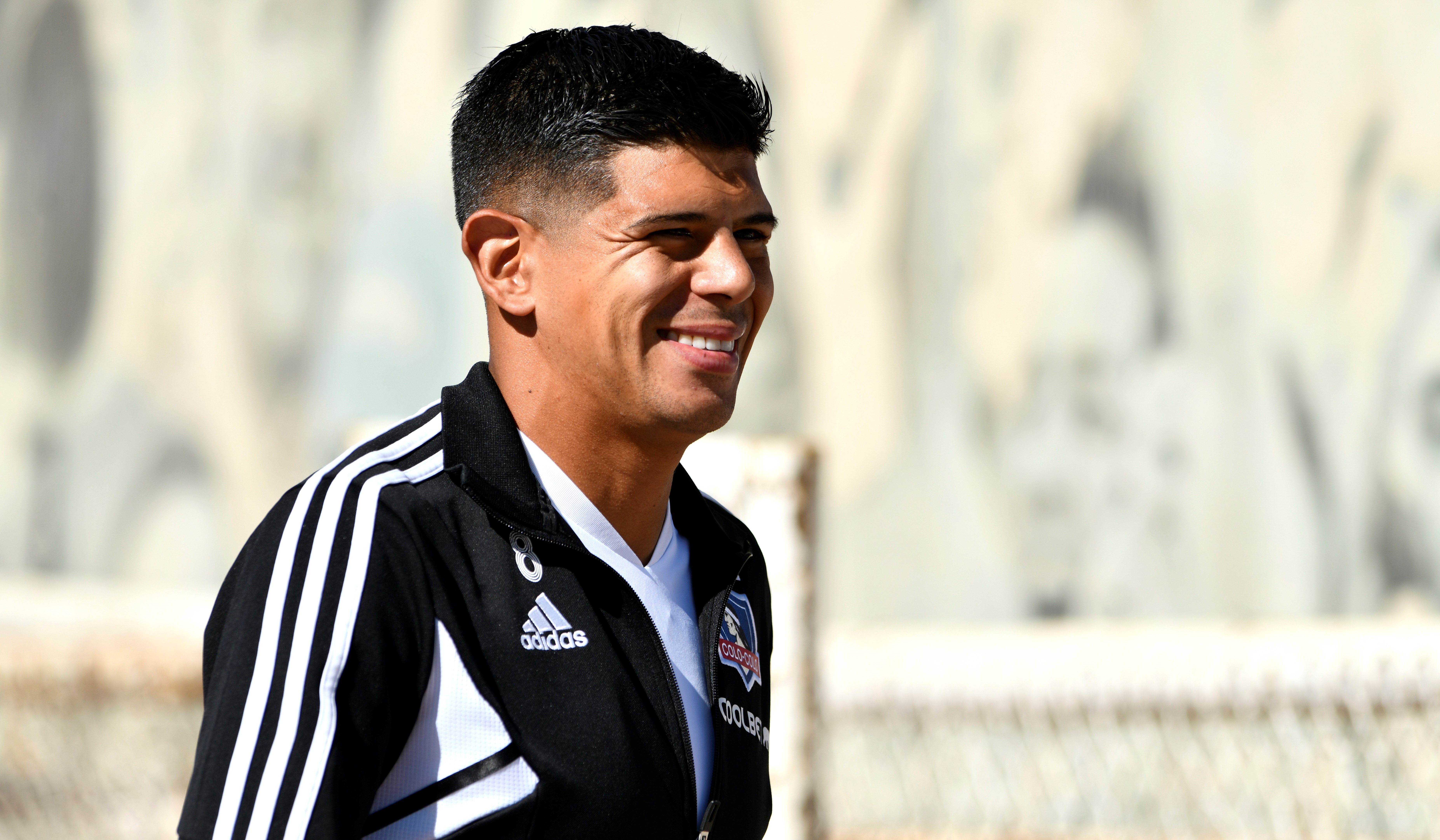 Colo Colo inició conversaciones para renovar contrato de Esteban Pavez