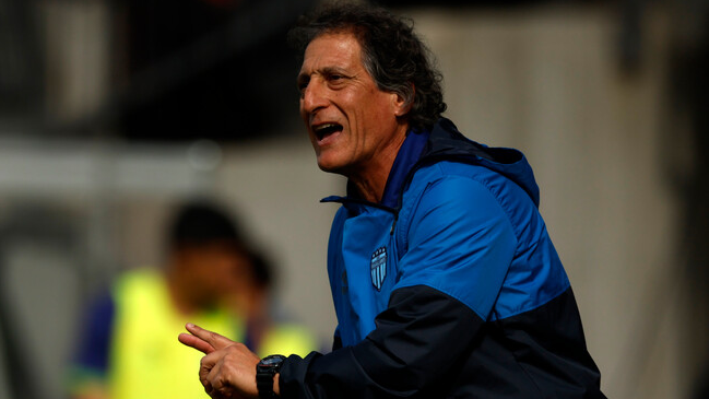 Mario Salas tras vencer a la U: Esperamos que esto siga así