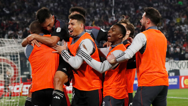 Colo Colo tumbó a Palestino con un hombre menos y pasó a la final Centro Norte de Copa Chile