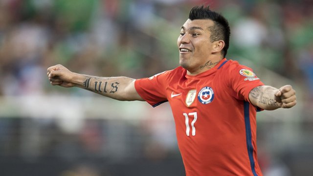 Repasa los mejores goles de Gary Medel por la Roja en su cumpleaños 36