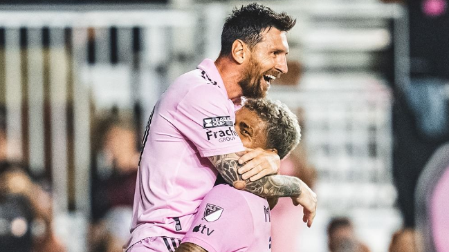 Técnico de Orlando City se indignó tras derrota ante Inter Miami: Messi debió ser expulsado