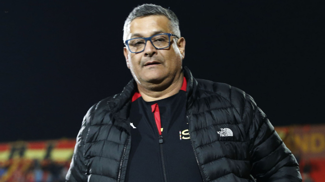 Ronald Fuentes disparó contra el arbitraje: Hay problemas grandes de fondo