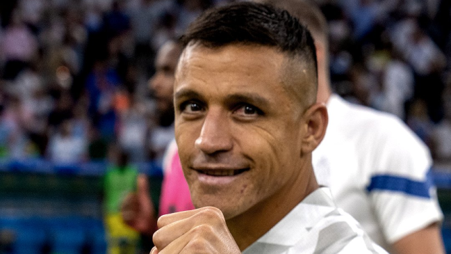 Medio afirmó que en AS Roma mantienen activo el interés por Alexis Sánchez