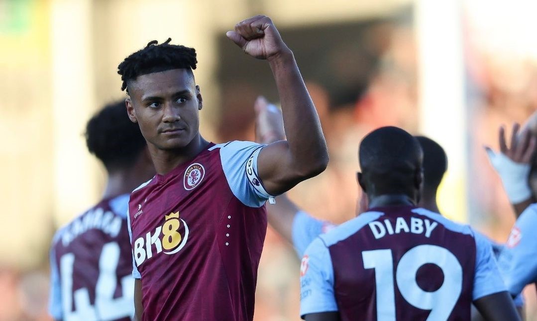 Aston Villa goleó a Lazio en amistoso de pretemporada en Inglaterra