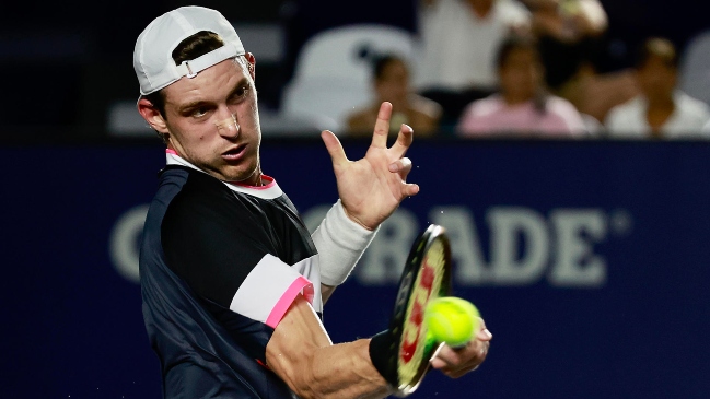 Nicolás Jarry se mide ante Stefanos Tsitsipas en cuartos de final del ATP de Los Cabos