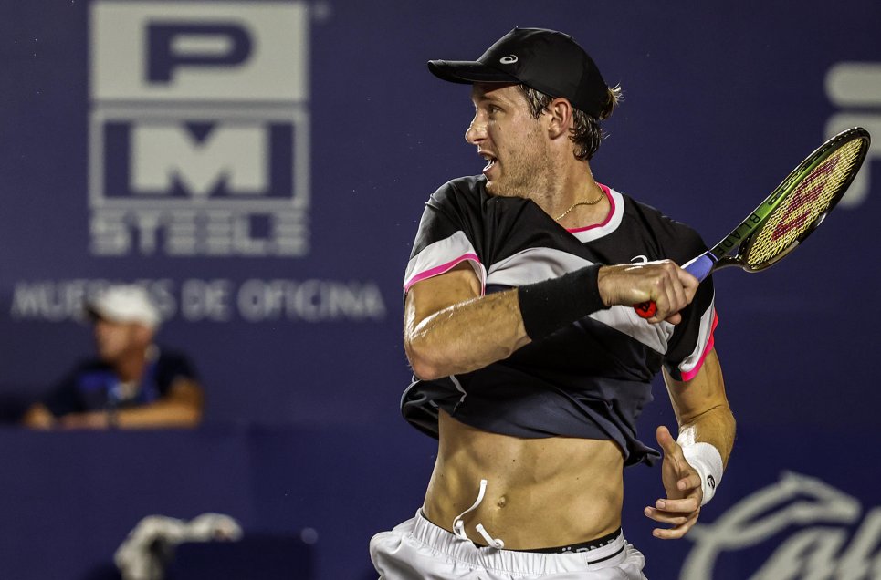 Nicolás Jarry cayó ante Stefanos Tsitsipas en dura batalla en Los Cabos