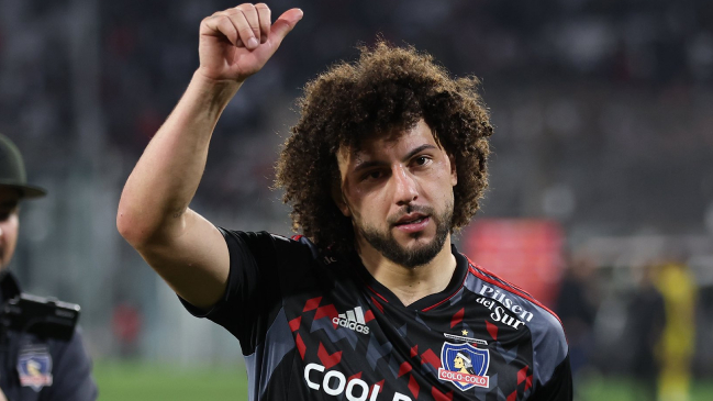 Falcón declaró su amor a Colo Colo, ” el más grande de Chile”