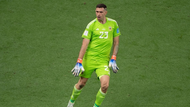 “La hicieron tarde”: La desafiante frase Emiliano Martínez tras reglamento que sacó la FIFA