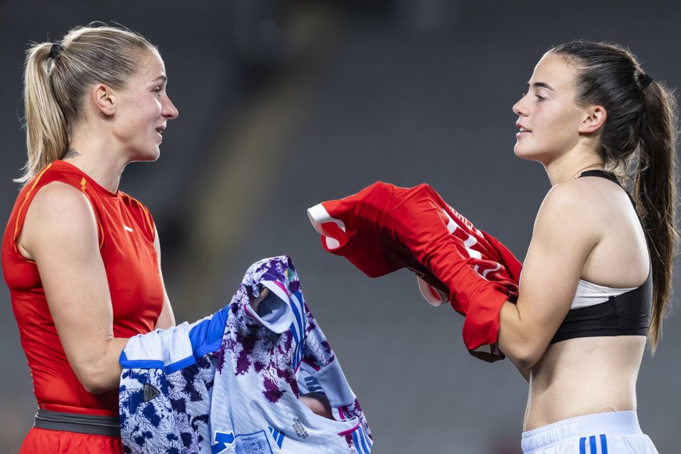 España y Japón se instalaron en cuartos de final del Mundial femenino