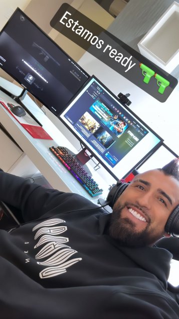 “Lindo sábado para todos”: La intensa jornada de Arturo Vidal entre el fútbol y los videojuegos