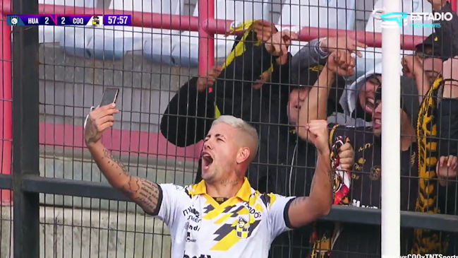 [Video] Rodrigo Holgado celebró su gol ante Huachipato con una “selfie” junto a hinchas de Coquimbo