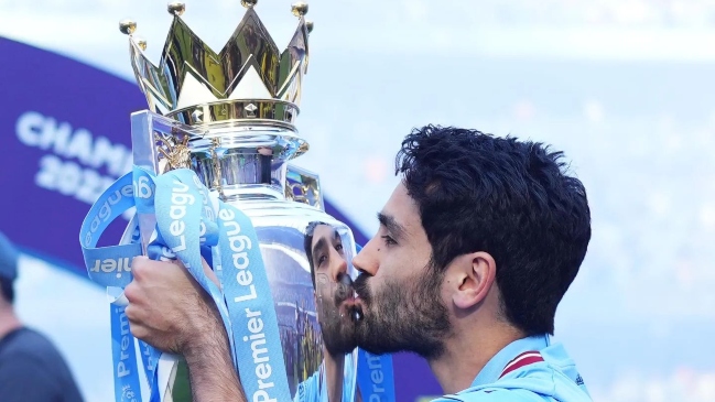 Ilkay Gündogan fue elegido el Futbolista del Año por revista alemana