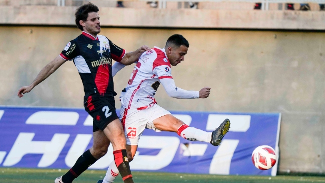 Curicó sumó un agónico empate en su visita a Copiapó y tomó algo de aire