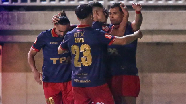 San Marcos de Arica sigue en alza tras tumbar a San Luis en el Ascenso