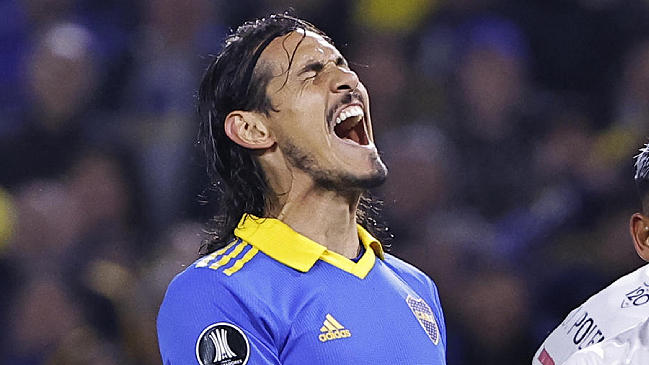 [VIDEO] El increíble gol errado por Cavani en La Bombonera