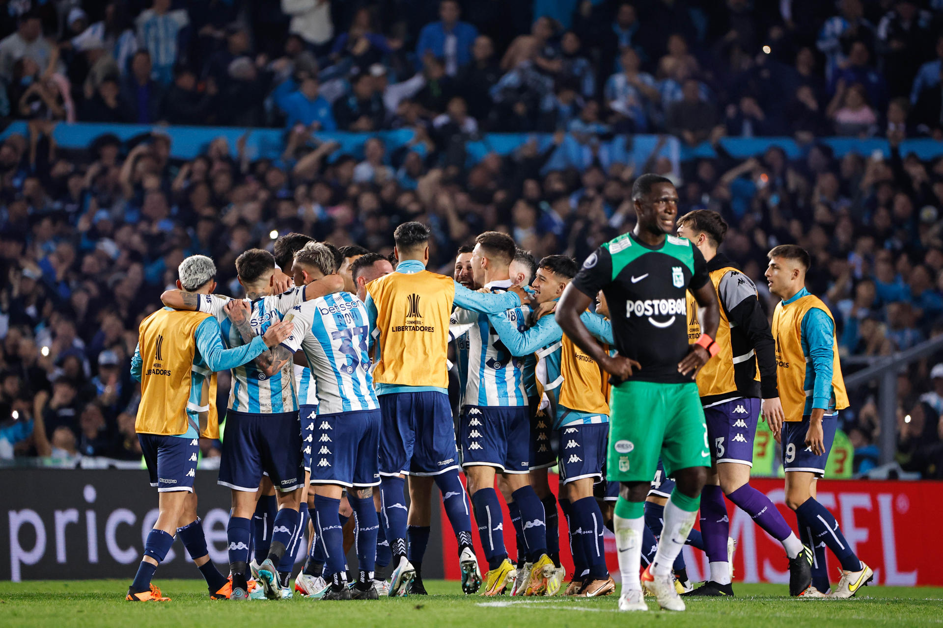 Racing remontó la serie ante Atlético Nacional y jugará contra Boca en cuartos de la Libertadores