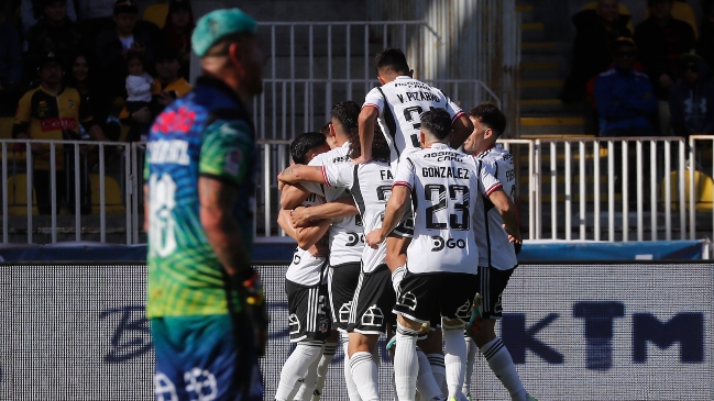 Colo Colo tomó la delantera ante Coquimbo Unido con un autogol