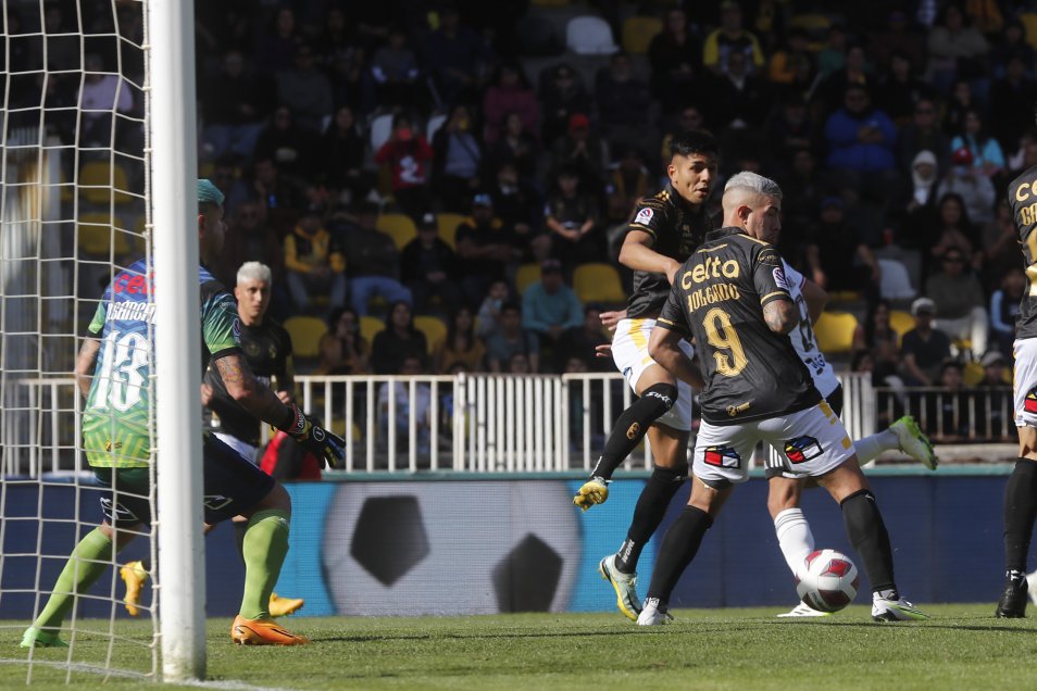 Colo Colo y Coquimbo Unido animaron un partidazo en el “Sánchez Rumoroso”