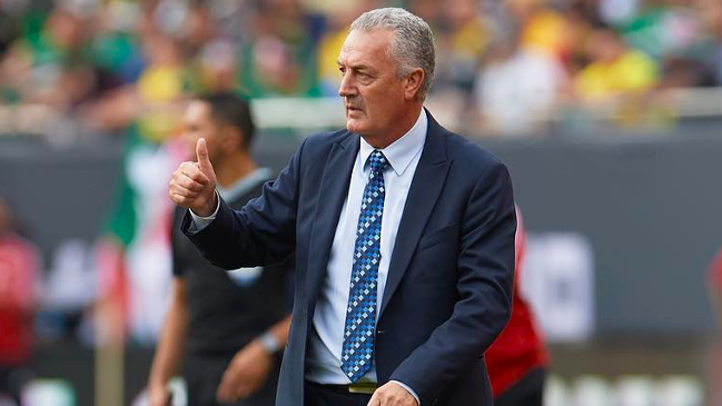 Federación Ecuatoriana de Fútbol tendrá que pagar dos millones de dólares a Gustavo Alfaro