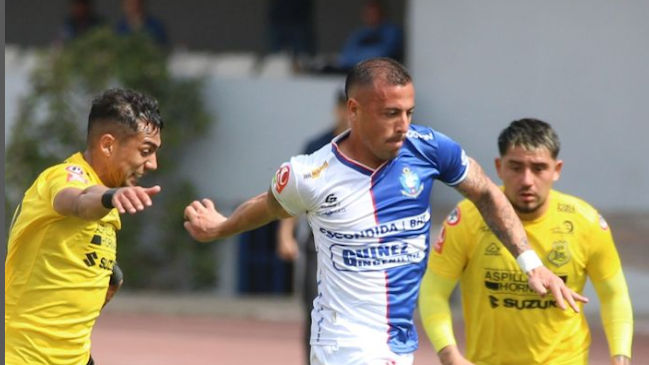 Antofagasta tumbó a San Luis de Quillota y tomó el liderato de la Primera B