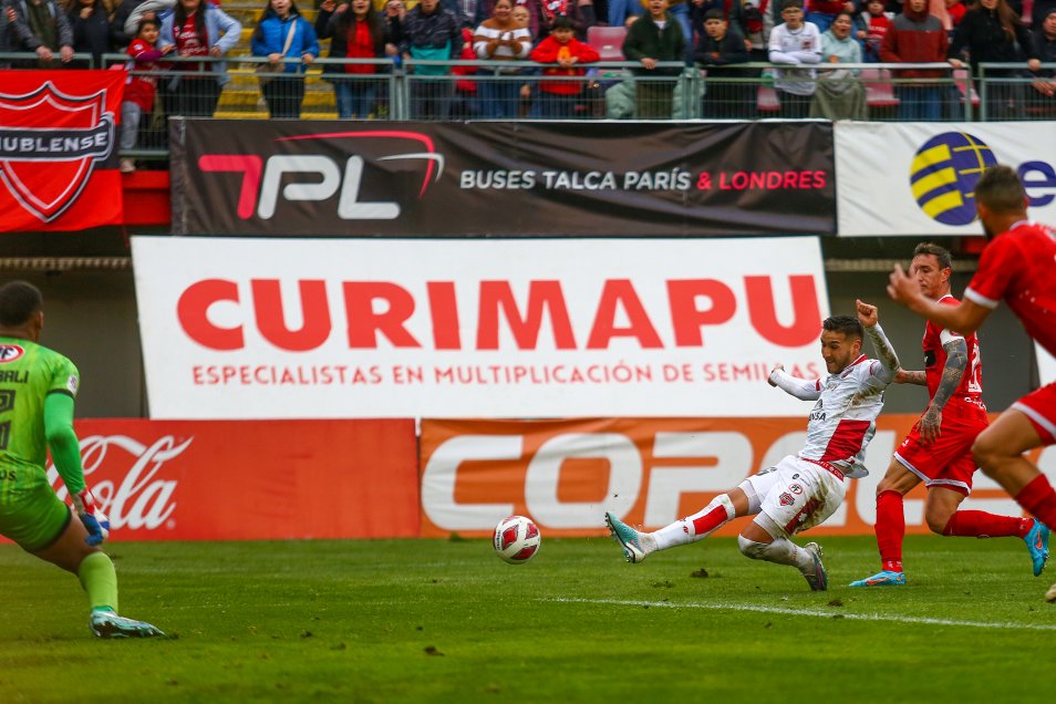 Ñublense y La Calera cerraron la fecha 21 con un friccionado empate