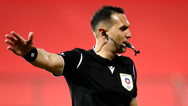 Informe arbitral consignó graves insultos de gerente deportivo de la U a Nicolás Millas