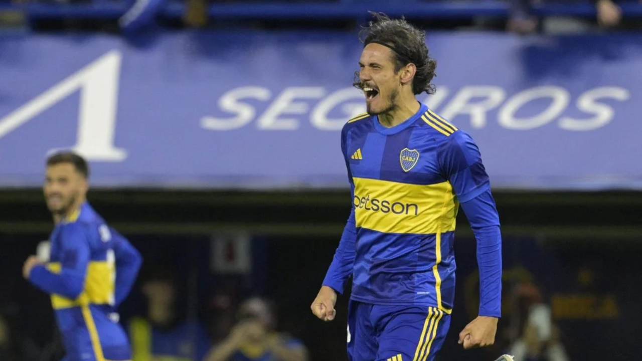 Boca Juniors venció a Platense con el debut goleador de Edinson Cavani