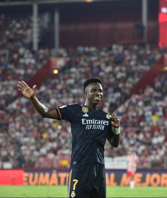 Jude Bellingham y Vinícius Júnior guiaron remontada de Real Madrid ante Almería