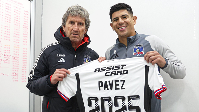 El capitán sigue: Colo Colo anunció la renovación de Esteban Pavez por dos años