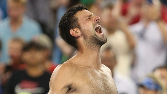 ¡Desatado! Novak Djokovic rasgó su camiseta tras ganar la final de Cincinnati ante Alcaraz