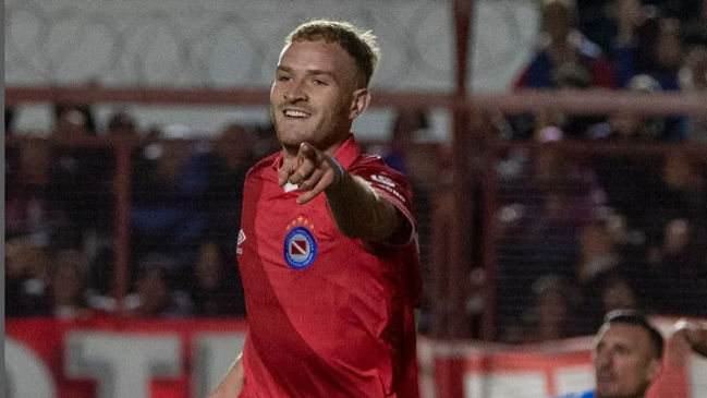 River Plate cayó ante Argentinos Juniors en su inicio en la Copa de la liga argentina