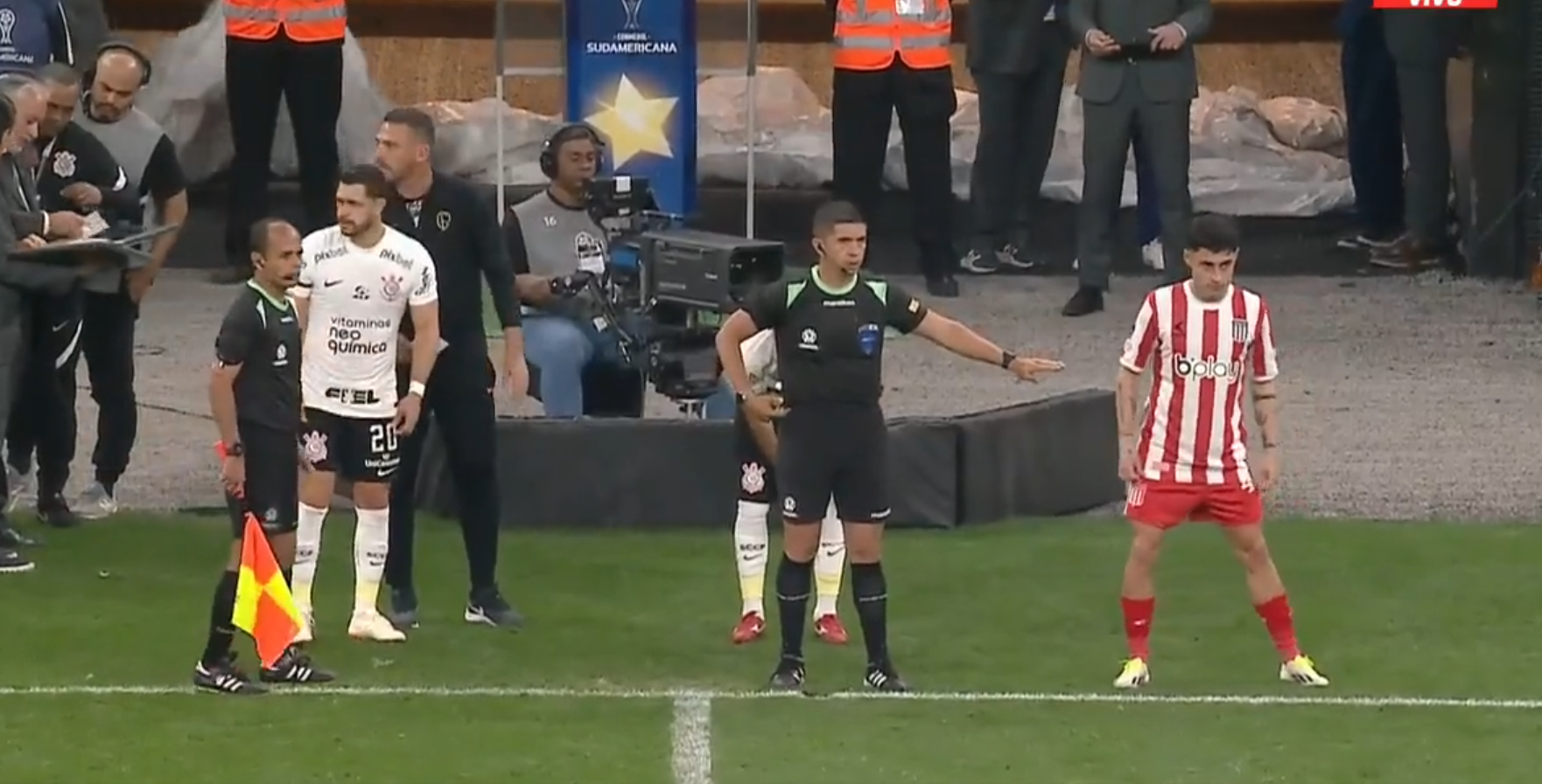 Javier Altamirano debutó con Estudiantes en la caída ante Corinthians en la Sudamericana