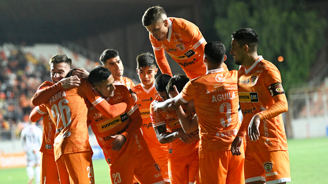 Copa Chile: Cobreloa liquidó a Cobresal en la final Norte y se citó con Colo Colo