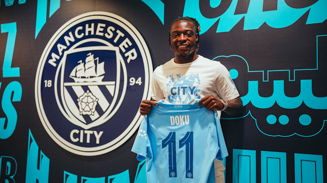 Manchester City anunció el fichaje del belga Jeremy Doku