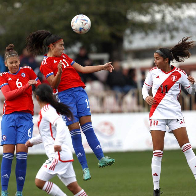 La rotunda goleada de La Roja femenina sub 19 de Luis Mena ante Perú en Quilín