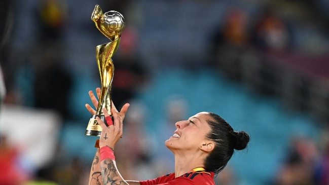 Jenni Hermoso desmintió a Rubiales y renunció a la selección hasta que el dirigente dimita