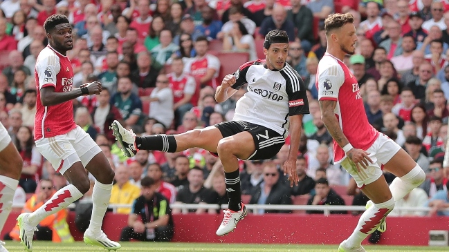 Arsenal enredó puntos ante Fulham en un emocionante duelo en Londres