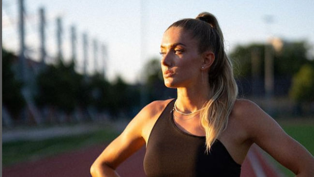 Alica Schmidt, la “atleta más sexy del mundo”, retó a Erling Haaland a una carrera de 400 metros planos