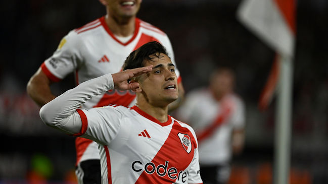 River Plate aplastó a Barracas Central con el aporte goleador de Pablo Solari