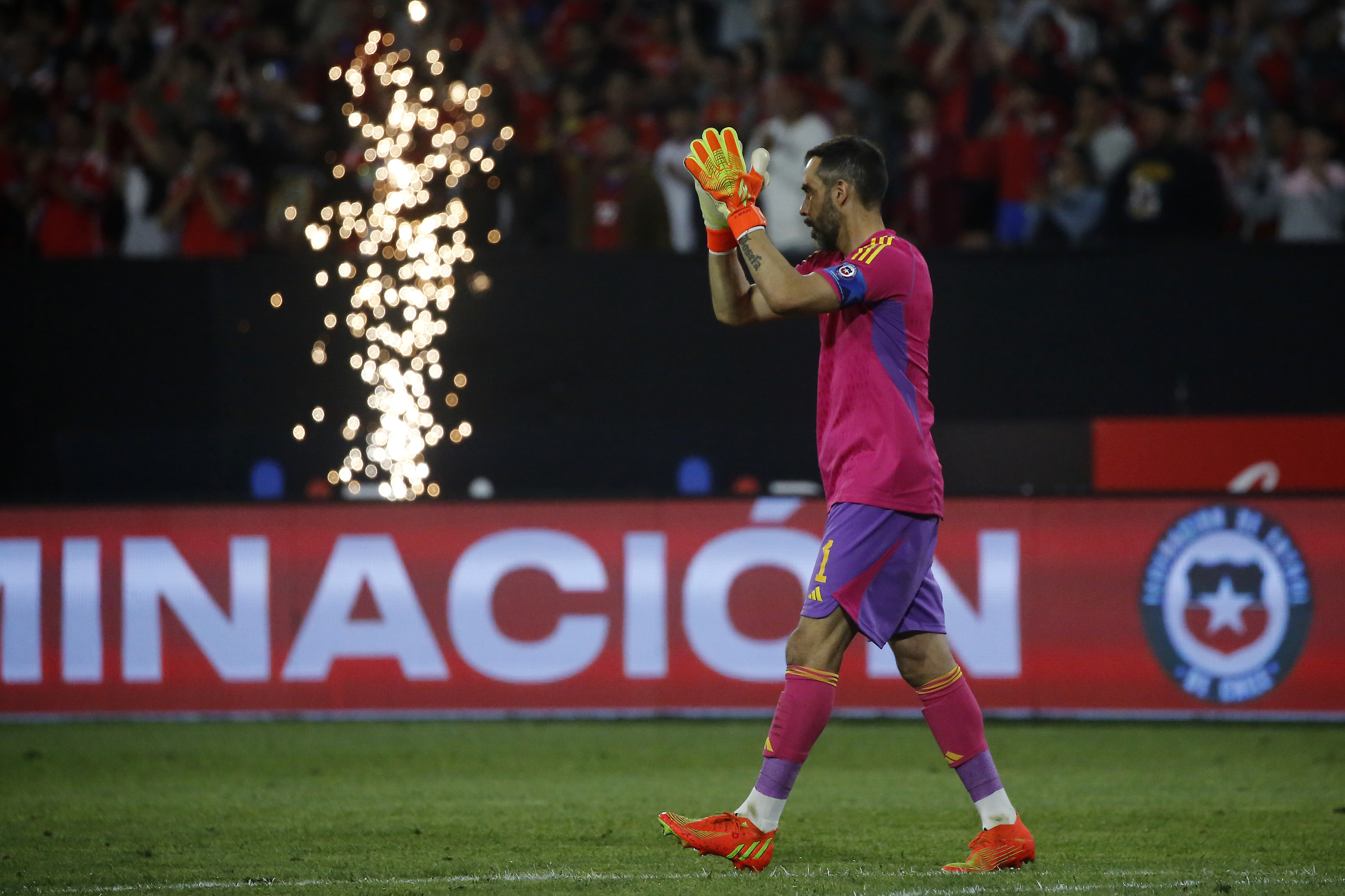 Las razones que alejaron a Claudio Bravo de La Roja de Berrizo