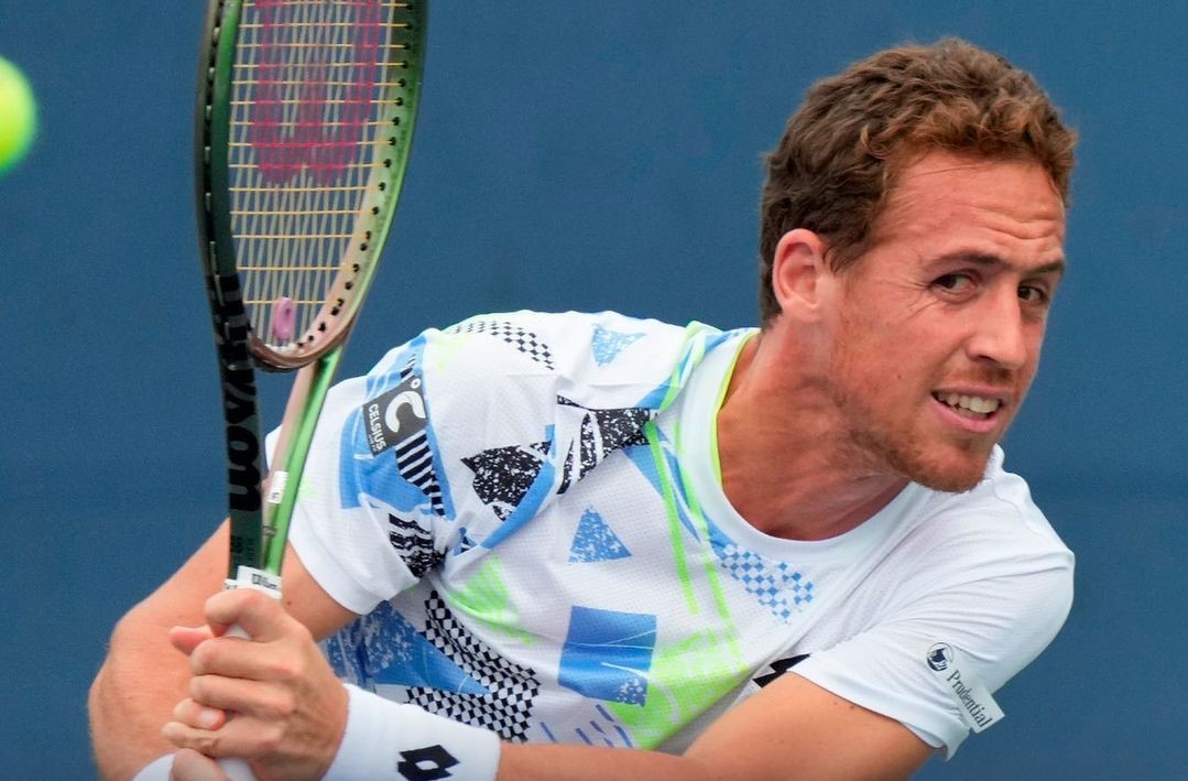 Primera sorpresa en el US Open: Roberto Carballés eliminó a Holger Rune
