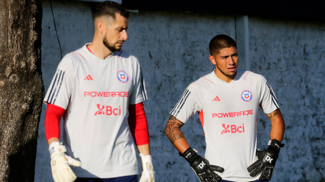 ¿Debe atajar Arias o Cortés? Históricos de La Roja analizaron el arco de Chile