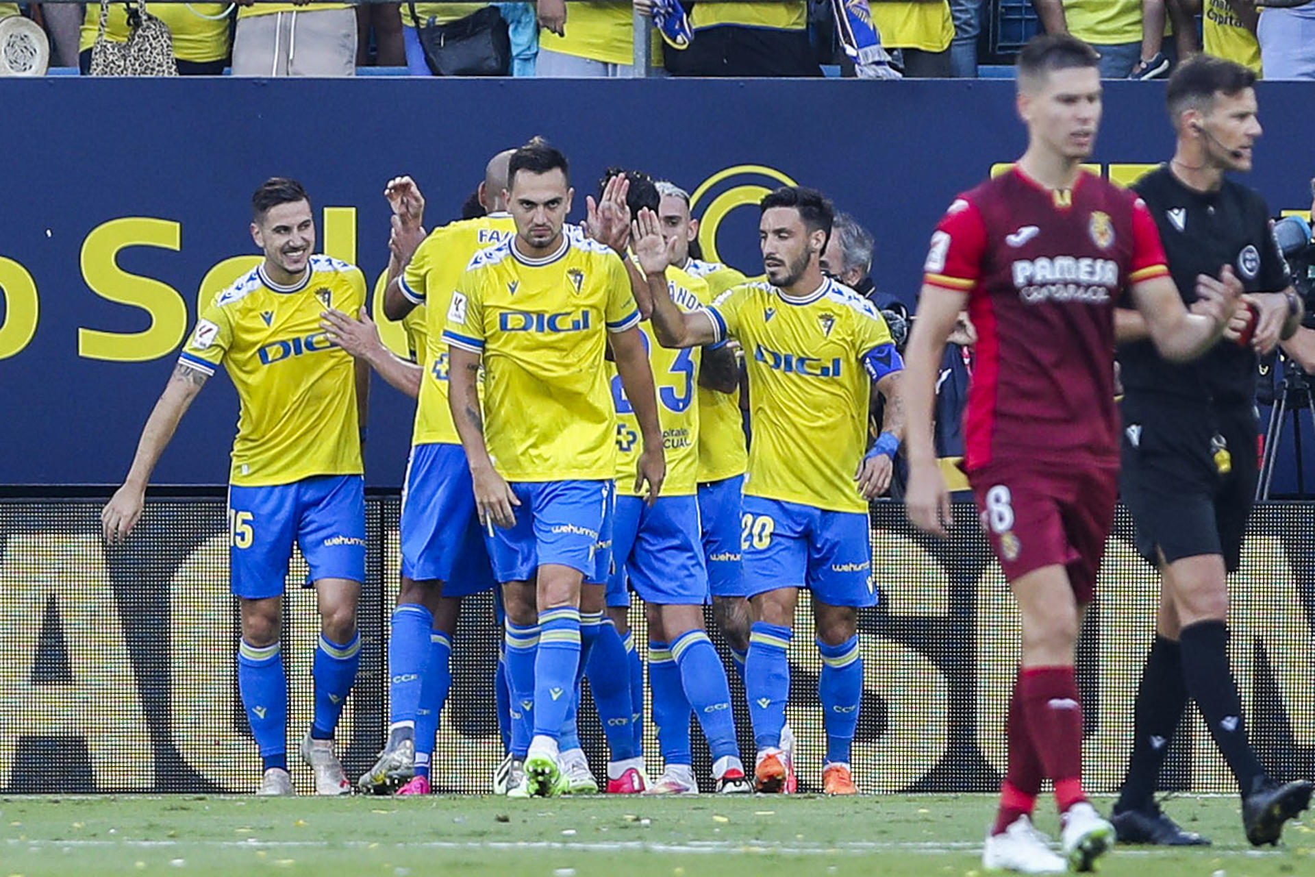 Ben Brereton sumó minutos en derrota de Villarreal ante Cádiz en la Liga