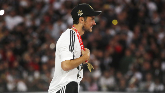 “Algo para una familia que tuvo que huir de Chile”: El emotivo video de Marco Rojas y su medalla de campeón