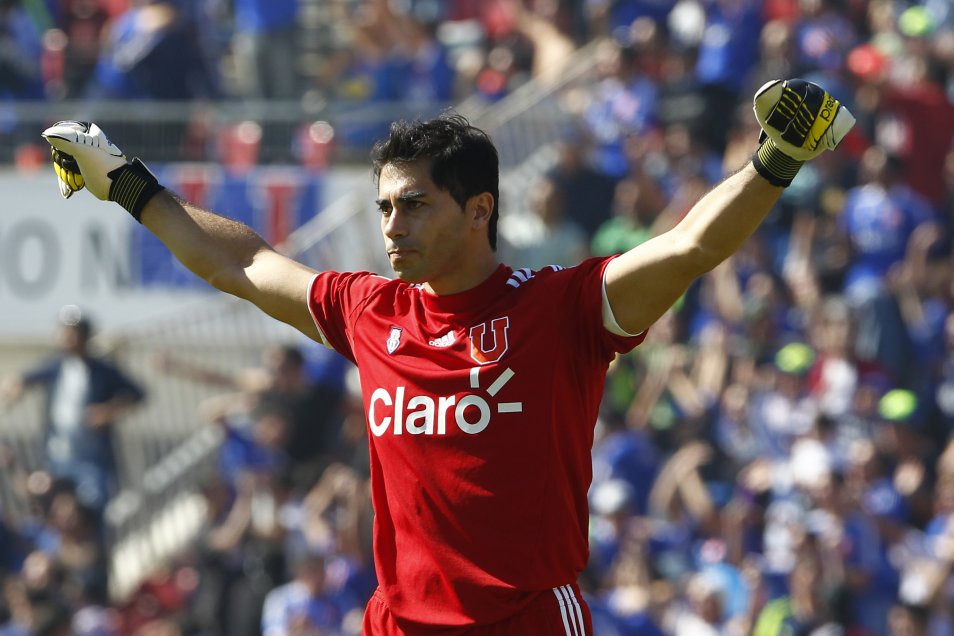 Con Charles Aránguiz como estrella: La formación de la U la última vez que venció a Colo Colo