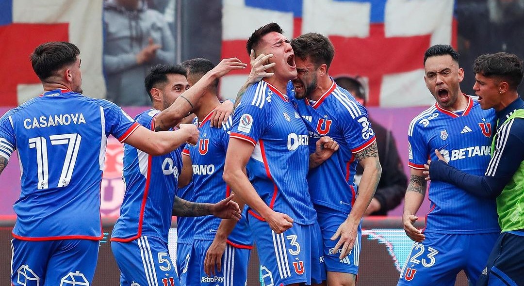 La U respondió y lo igualó ante Colo Colo con un cabezazo de Ignacio Tapia