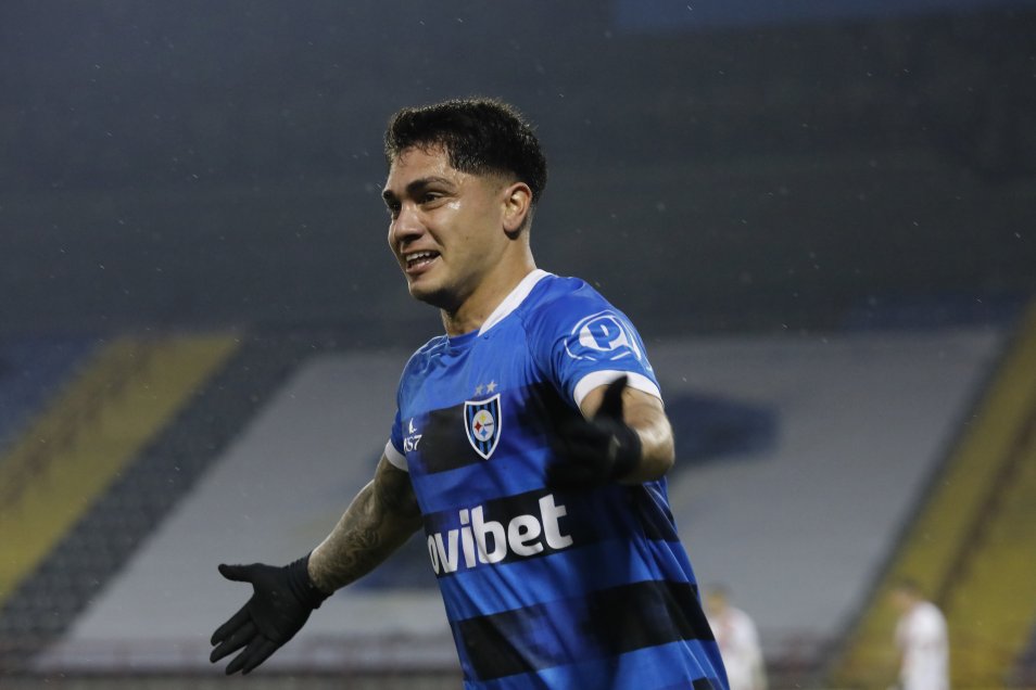 Montes, Gazzolo y Palmezano marcaron para Huachipato y complicaron a Curicó en Talcahuano