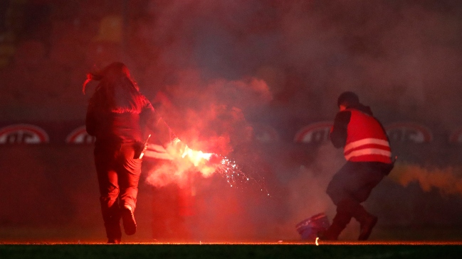 U. Católica aplicó derecho de admisión a tres barristas más por incidentes en Santa Laura