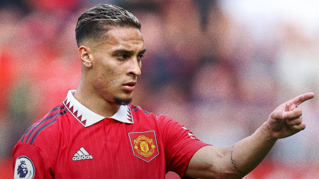 Manchester United tomó nota sobre acusaciones de maltrato que pesan sobre Antony